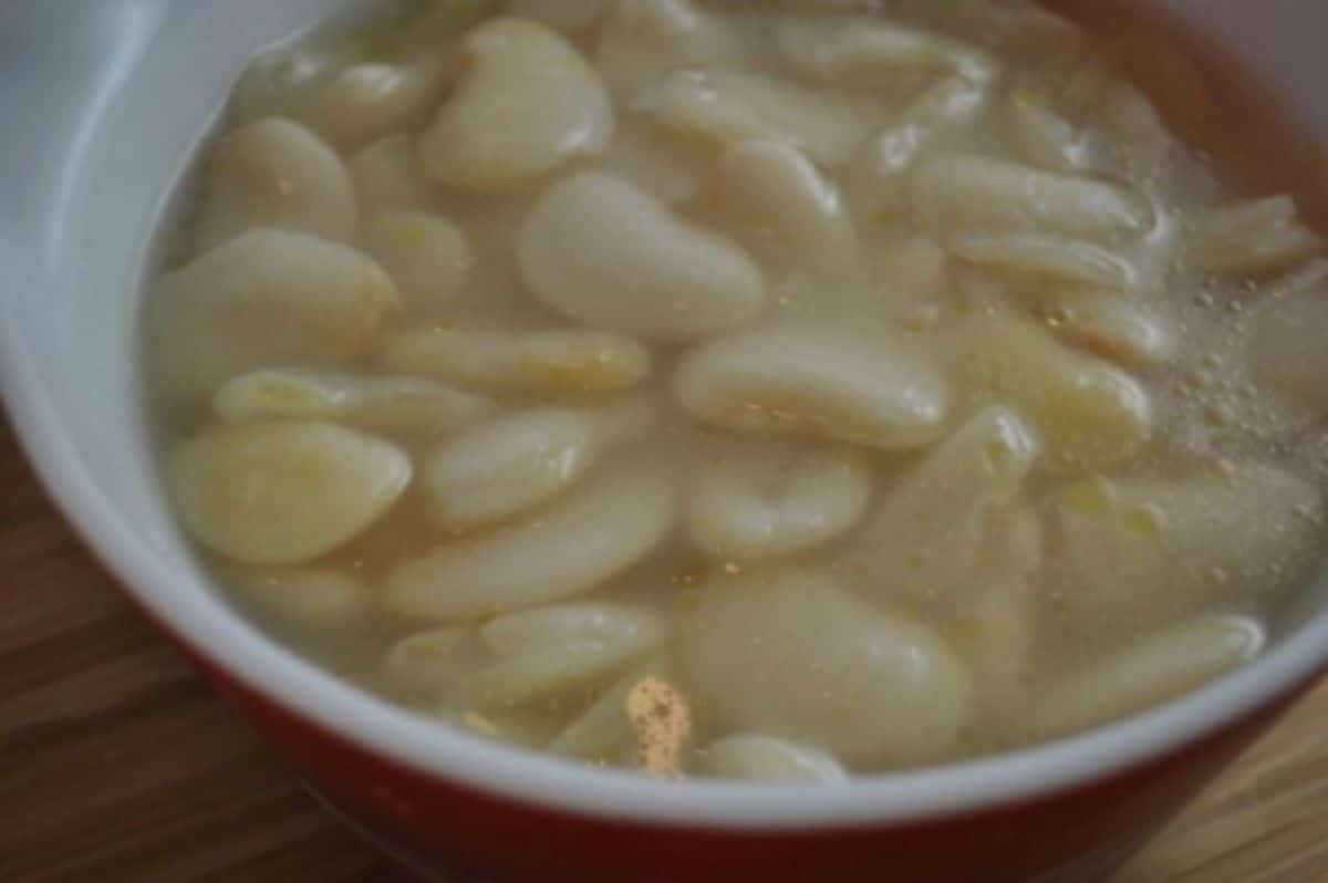 Butter beans in a casserole dish.